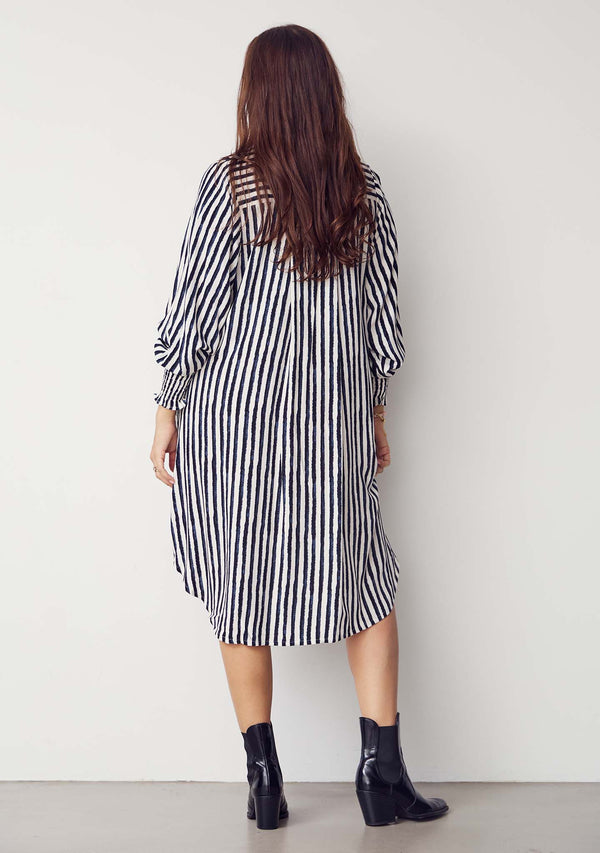 I SAY Asta Smock Dress Dresses N16 Creamy w/Black