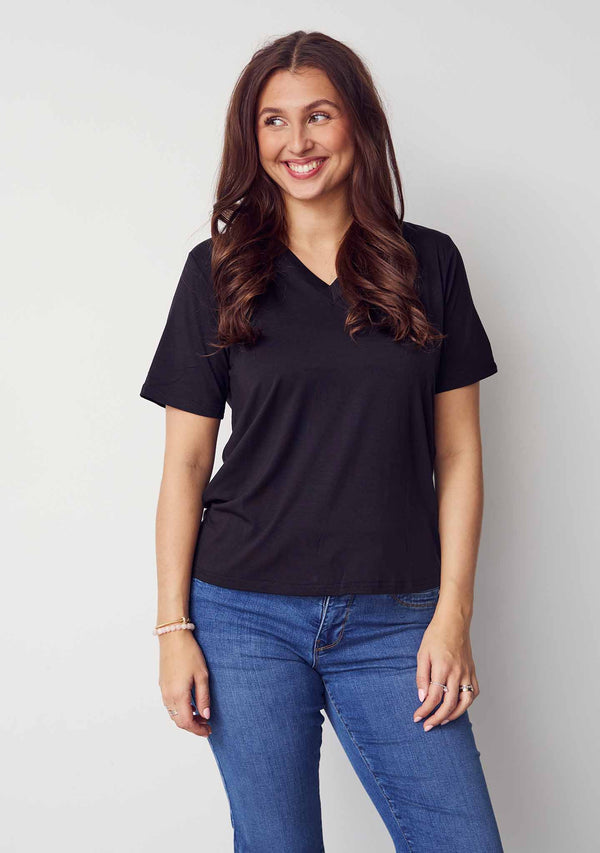 I SAY Gritt V-Neck T-Shirt T-Shirts 900 Black