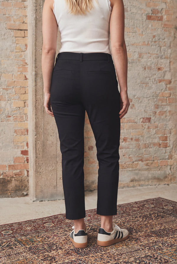 I SAY Isay Highwaist Chino Pants 900 Black