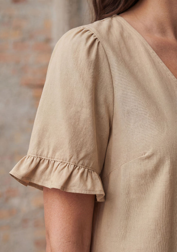 I SAY Sigga Flounce Dress Dresses 102 Camel