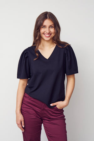 I SAY Tinni V-Neck T-Shirt Basics 900 Black